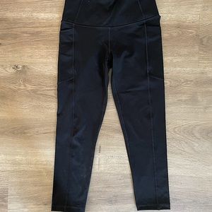 VICTORIA’S SECRET Capri Leggings